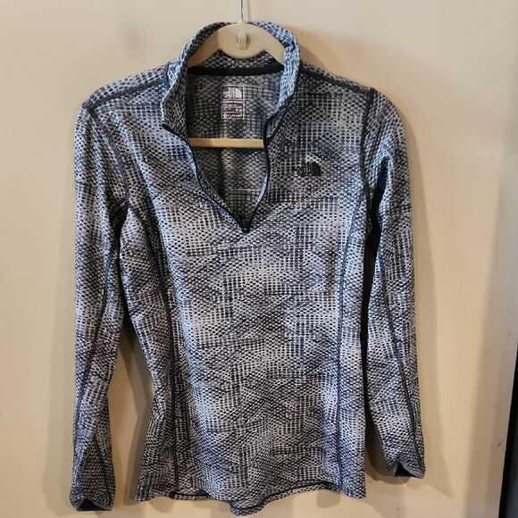 The North Face Gray and White Fitted Polo Long Sleeve Pullover Medium EUC MEDIUM - Picture 1 of 4